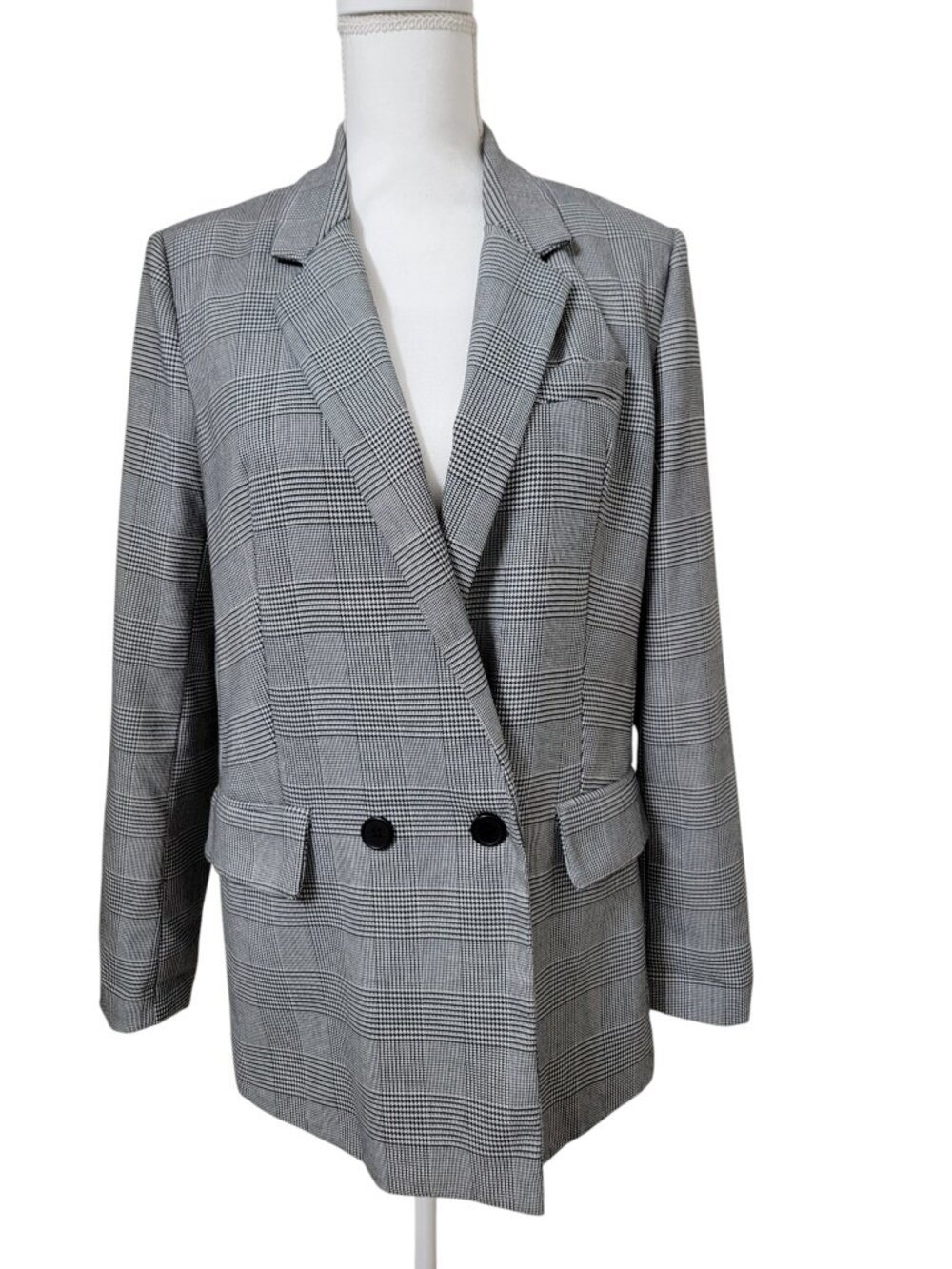 Forever 21 Size M Black, White and Gray Glen Plaid Double Breasted Blazer